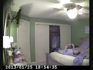 Hidden cam in bed room of my mum caught great masturbation